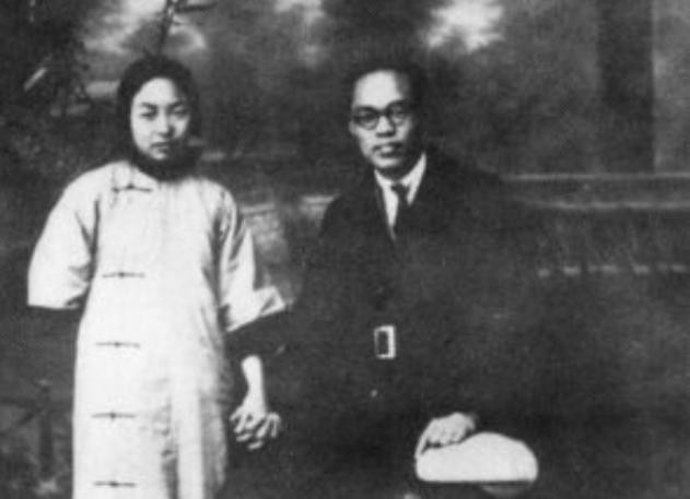 党中央高层被捕，女特工贺治华却称有内奸，陈赓：内奸就是她