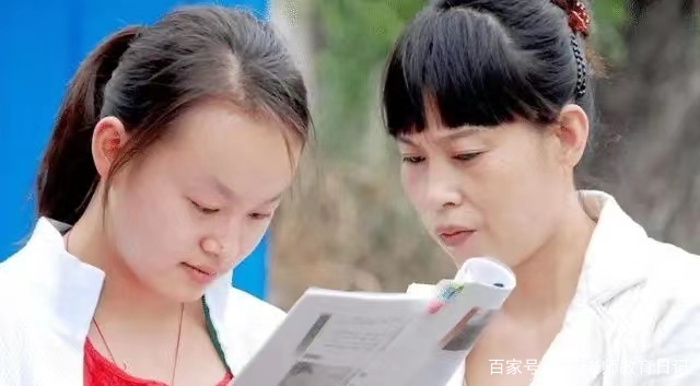 河北考生收到清华录取通知书，还没熬到过夜，入学资格就没有了