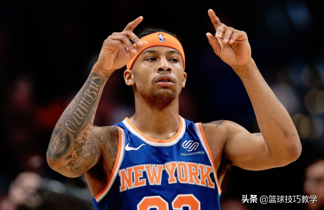 艾弗森为什么引进nba(艾弗森回76人了？他签下的那一刻，唤起了亿万艾迷的青春)