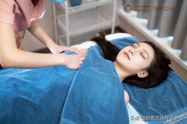 解決產(chǎn)后堵奶、漲奶...成都月子中心無痛通乳技術(shù)是首選