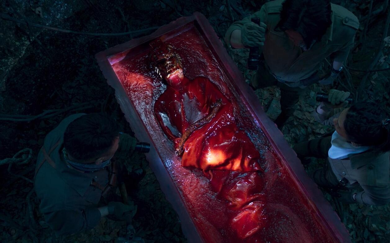 细挖《云南虫谷》被删镜头,恐不止是因为太恐怖,还因为真的有鬼