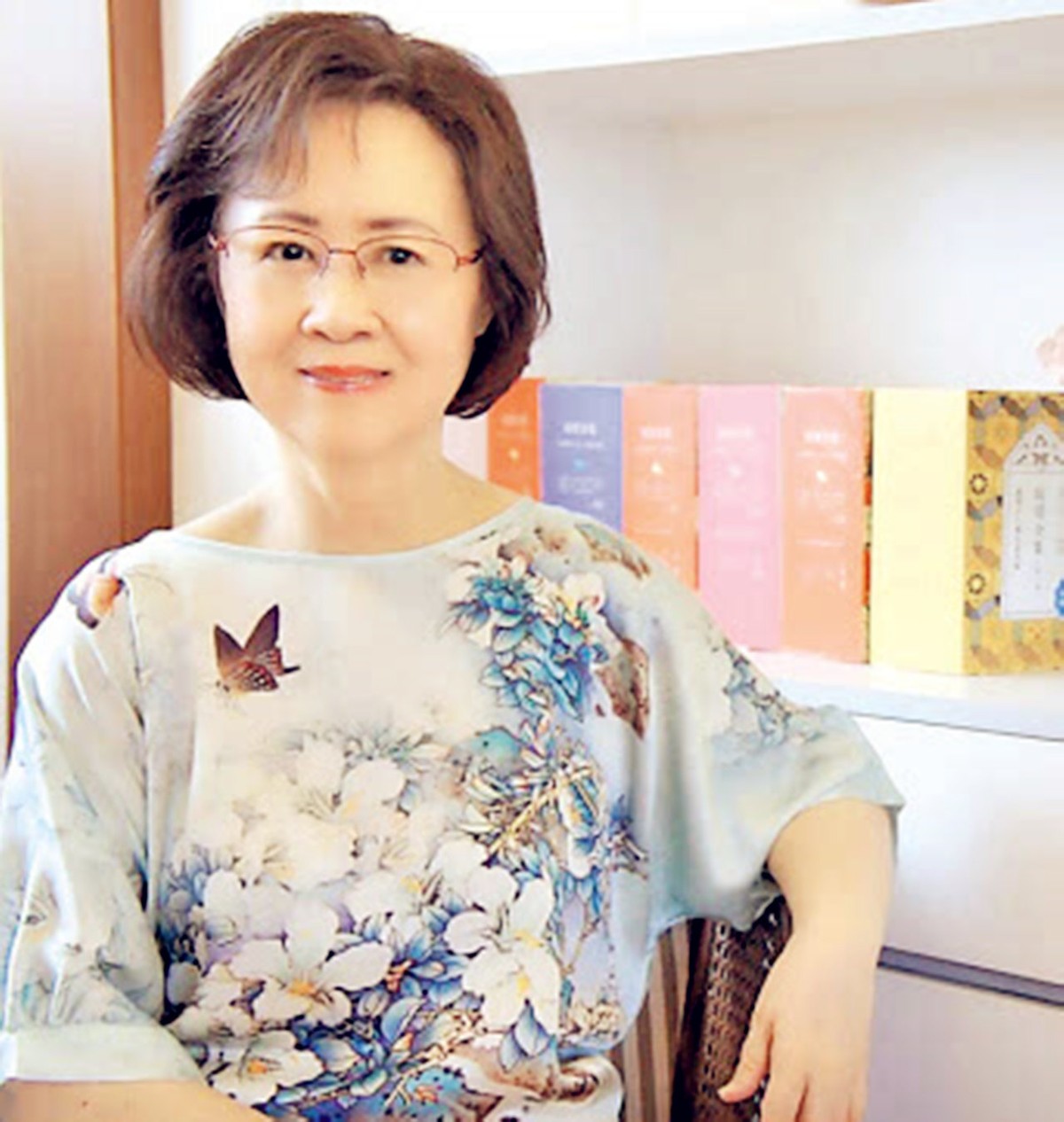 琼瑶的“励志人生”：2次高考落榜，3段辛酸情史，终成言情教母