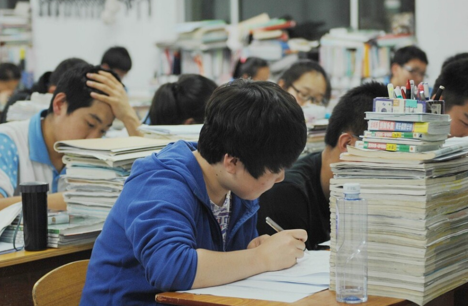 你知道高考“大小年”规则吗？今年应该如何报考，你了解吗？