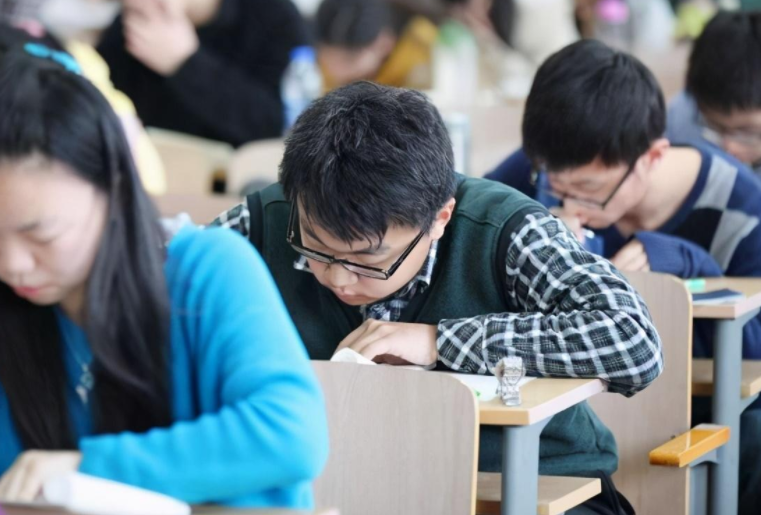公務員待遇面临新變化，绩效奖金将进行调整，部分地区已陆续实施