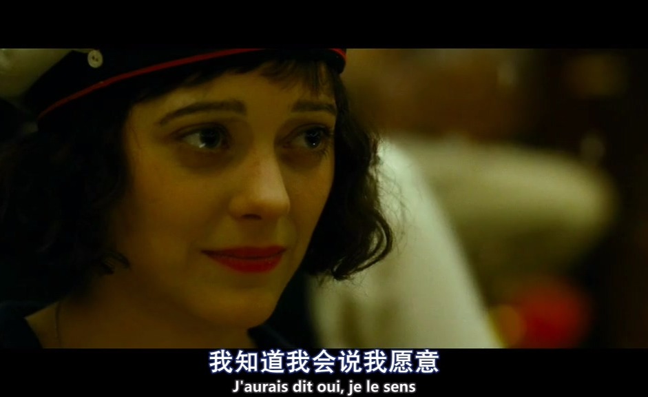 《玫瑰人生》:从女孩到女人,法国香颂天后的悲剧传奇,太痛了