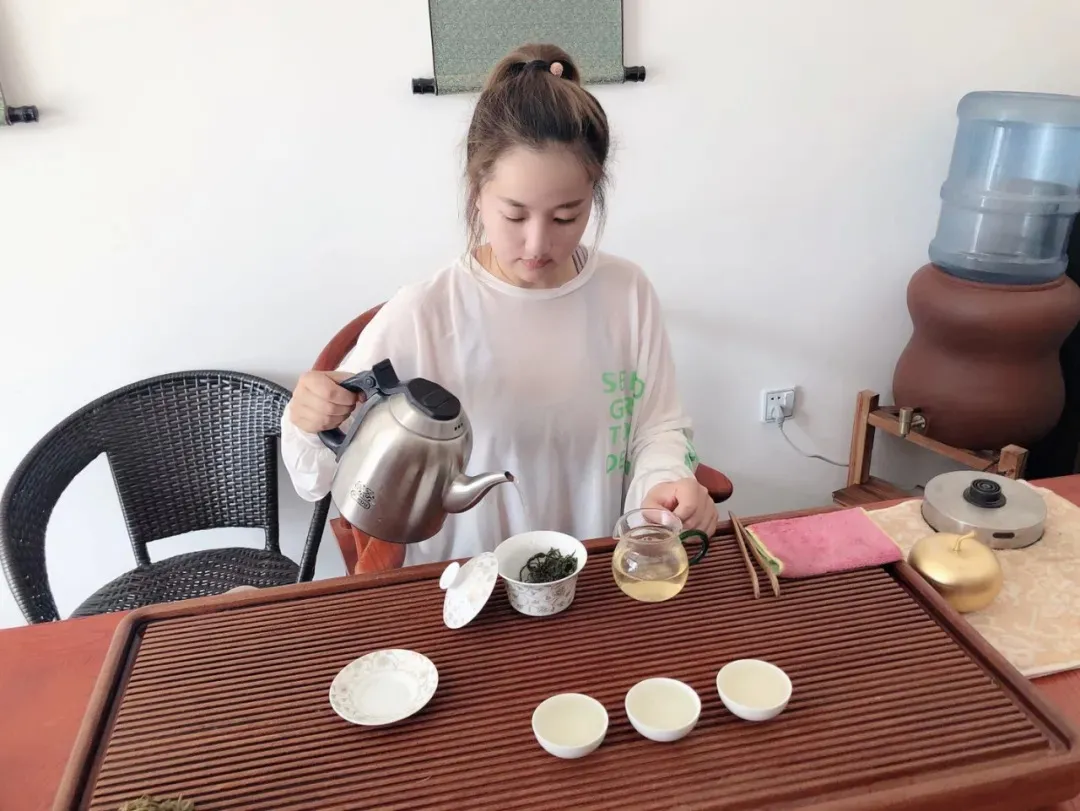 普洱茶的醒茶技巧（3个步骤教你普洱茶如何醒茶）