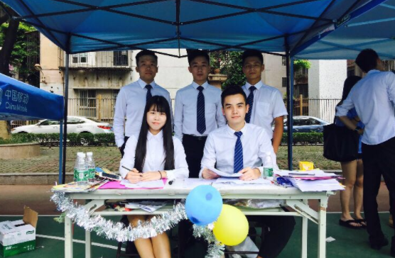 刚上大一就有人追的女生，多半都有这4个特征，看看你中标了吗？