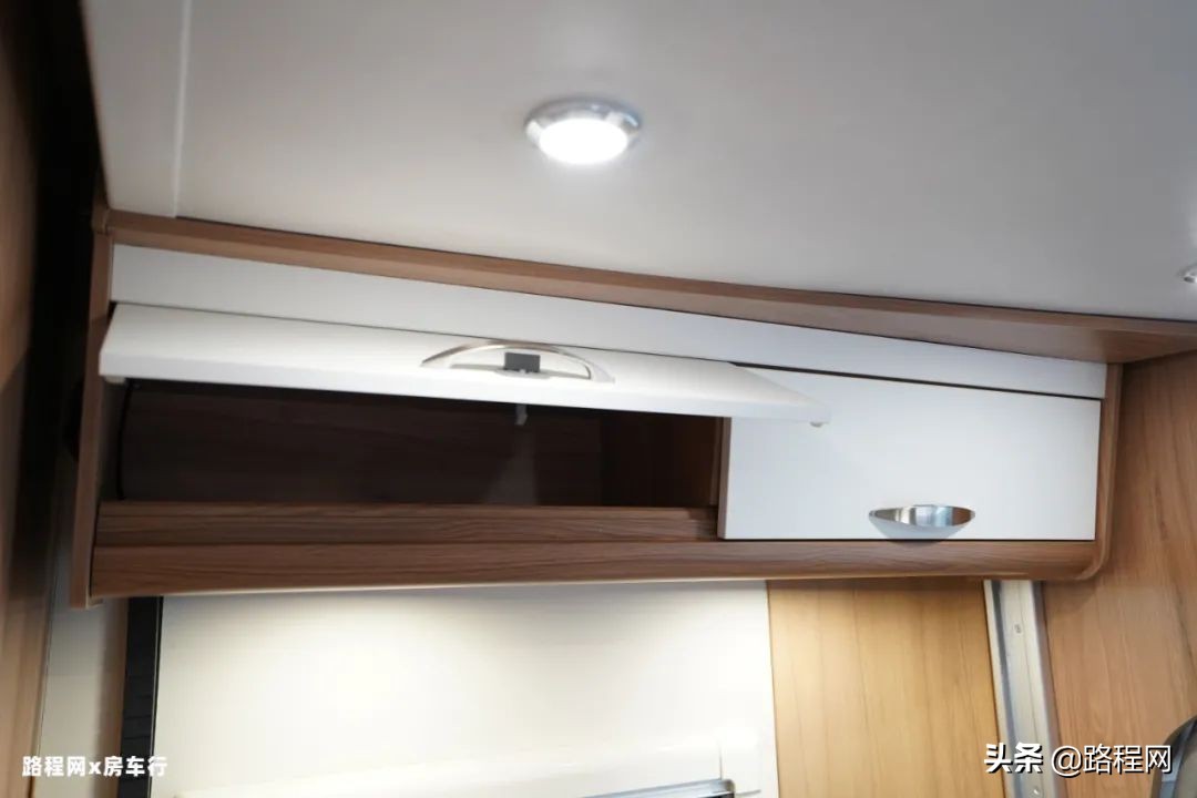 5.27上海房车展:上汽大通MAXUS全系房车合辑，原厂车型，品质优良