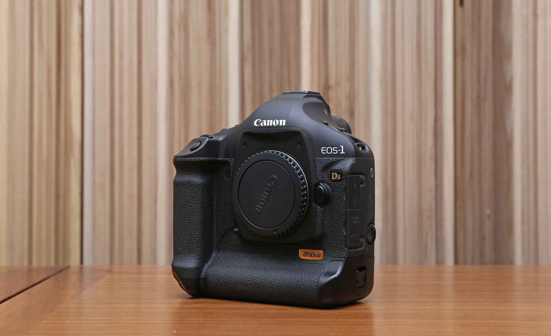 有1说1 集齐佳能1n/1v/1ds markiii三代旗舰机