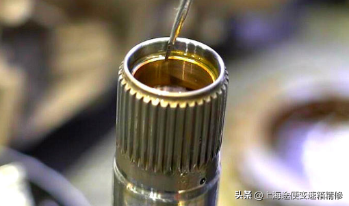 一百多W的辉腾变速箱损坏严重，技师“妙手回春”修好