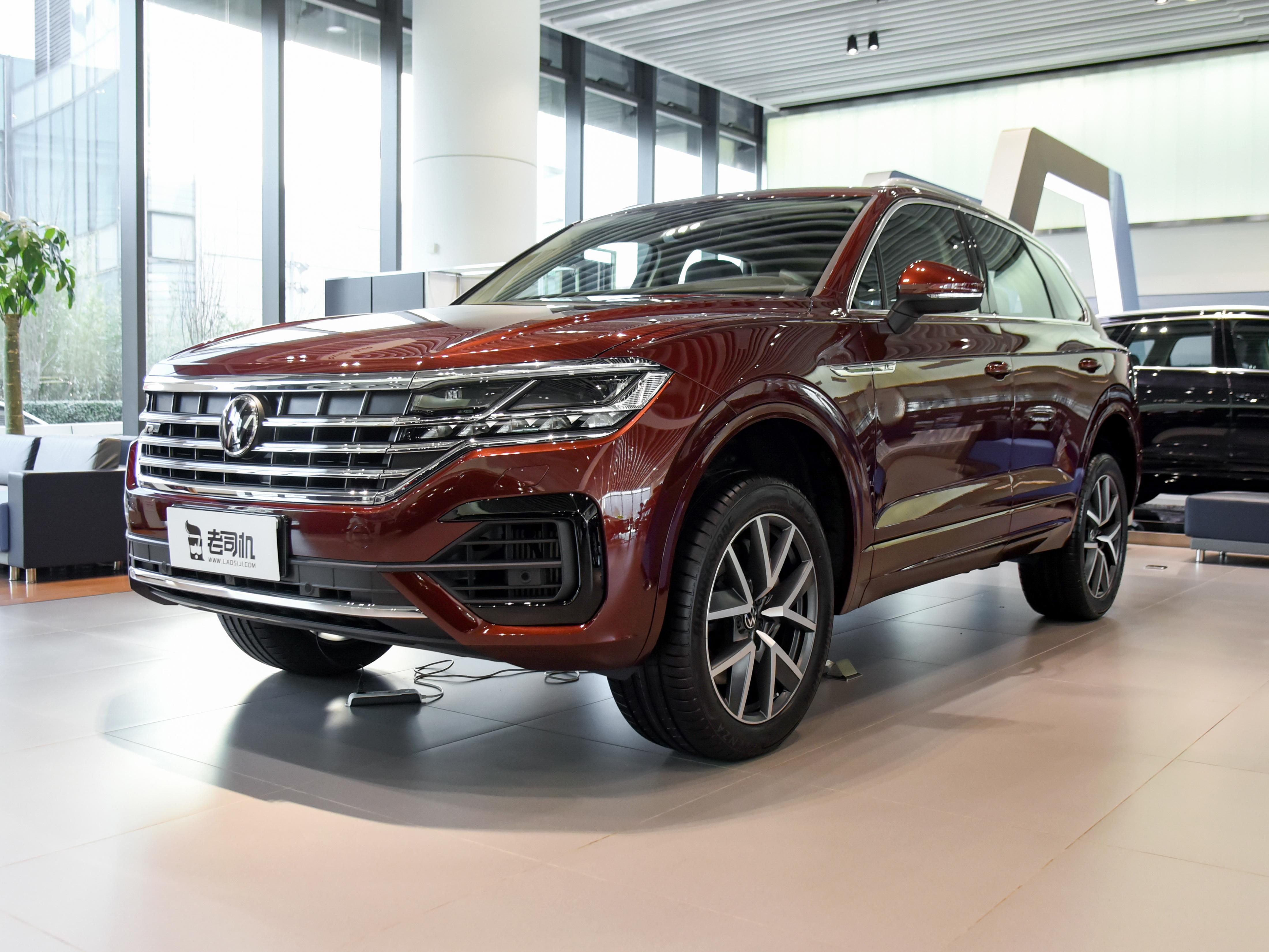 大众V6进口豪华旗舰SUV，性价比之选