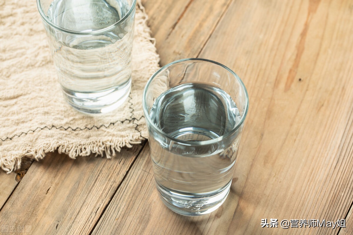 参加高考的考生饮食要怎么安排？4吃3远离，要牢记