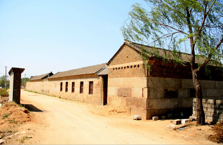 辽宁省蓉花山镇：古色古香的“李家大院”