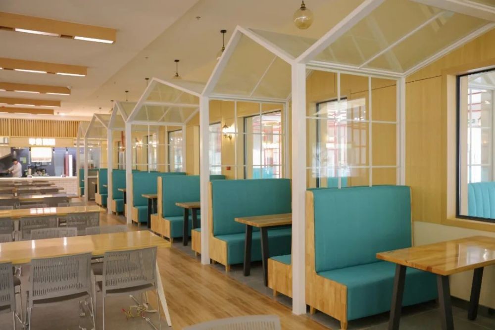 211名校实力如何？在重量级榜单中蝉联第一，走出110位富豪企业家！