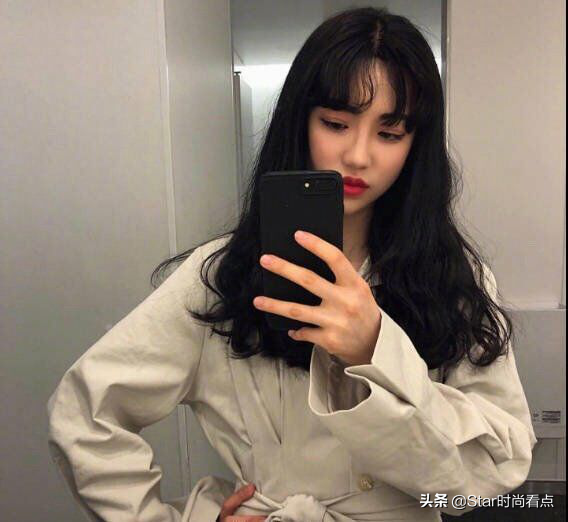 大波浪锁骨发任你挑,总有一款适合你,春季就应该是这样的发型