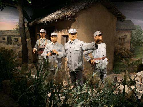 当年发生了什么事？让邓小平说出“如果再不改，简直就是自杀”