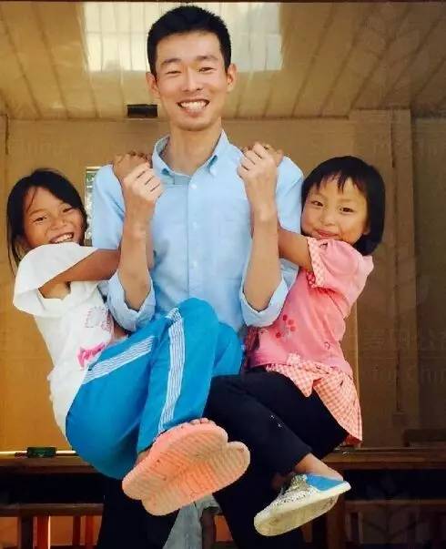 耶鲁大学毕业的高材生，放弃百万年薪，只为做月薪一千多的村官