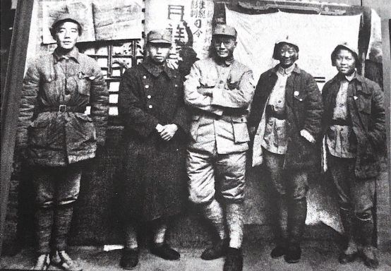 十大元帅1937年谁的级别最高：叶剑英第三，陈毅第九，罗荣桓垫底
