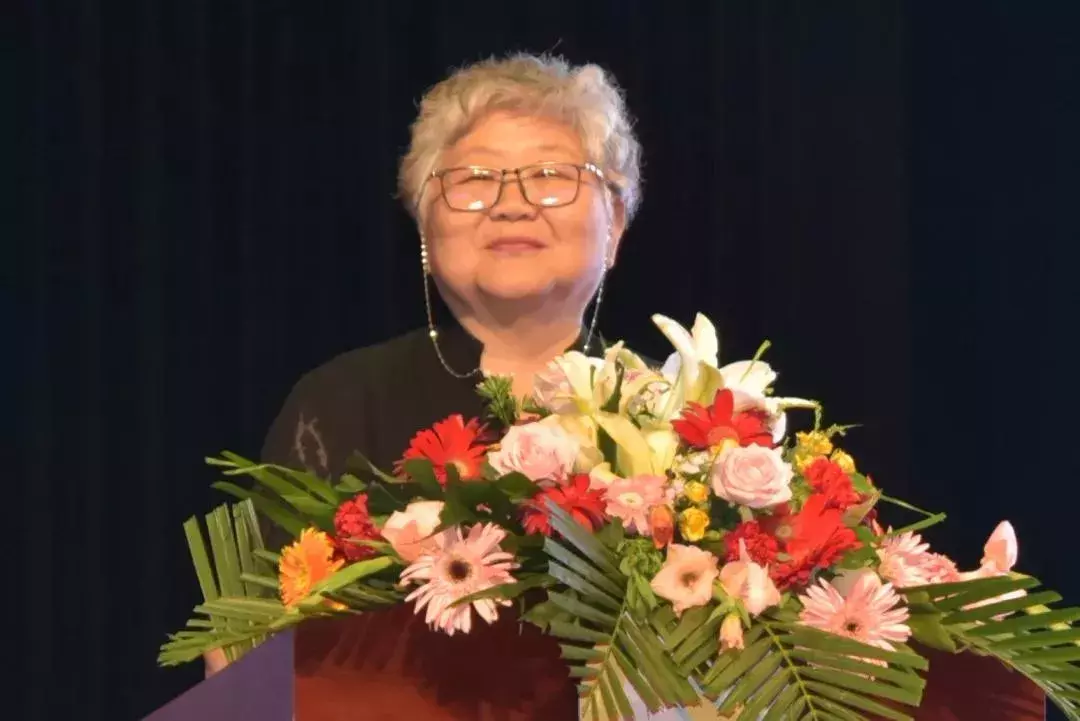 「献礼教师节」教师节专属福利来袭!新东方 老师好