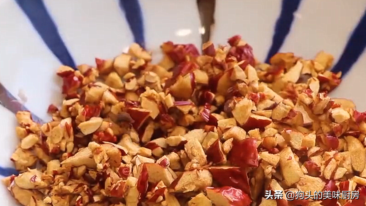 1碗面粉5个鸡蛋，分享你想不到的做法，比馒头简单，比油条还香