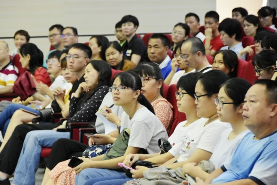 山西省大学招生遇“滑铁卢”，同大表现惨不忍睹，低分考生快上车