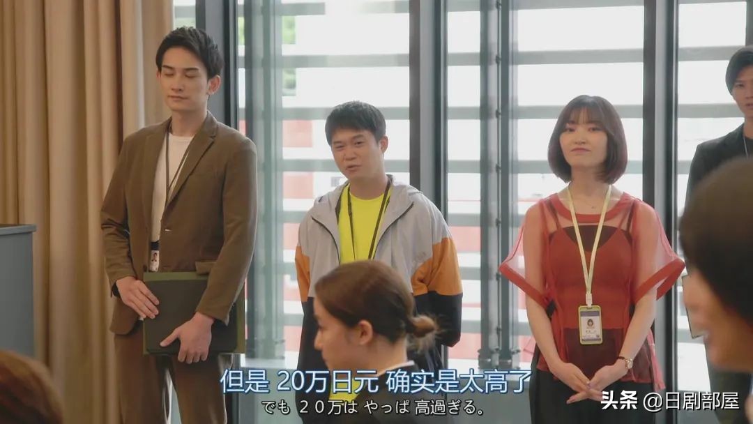 楚楚伟和纳米天使与爱情者的爱合作。