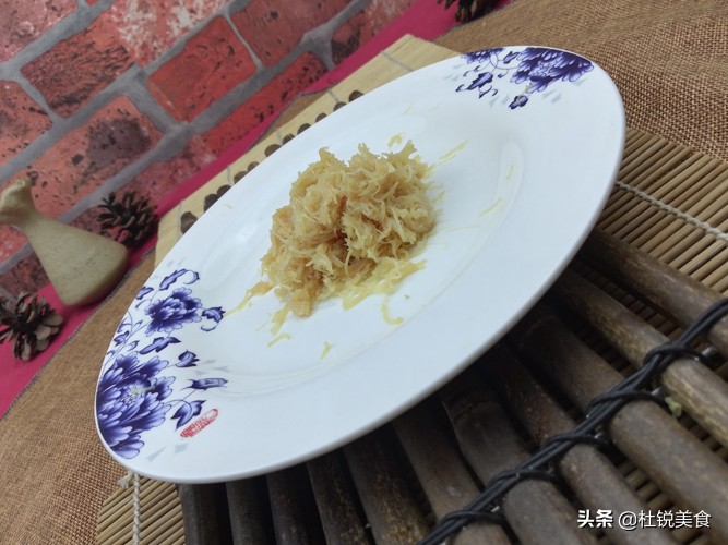 干贝怎么泡发(干贝怎么泡发？蒸蛋细腻滑嫩窍门，掌握关键四点告别马蜂窝)