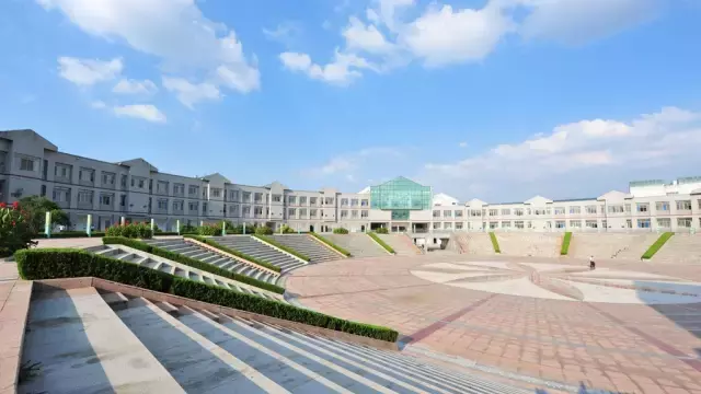 山东潍坊医学院（潍坊医学院）