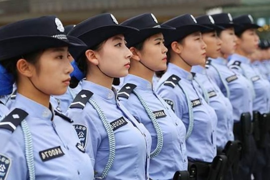 为什么很多家长宁可放弃重点本科，也要选择专科公安类院校？