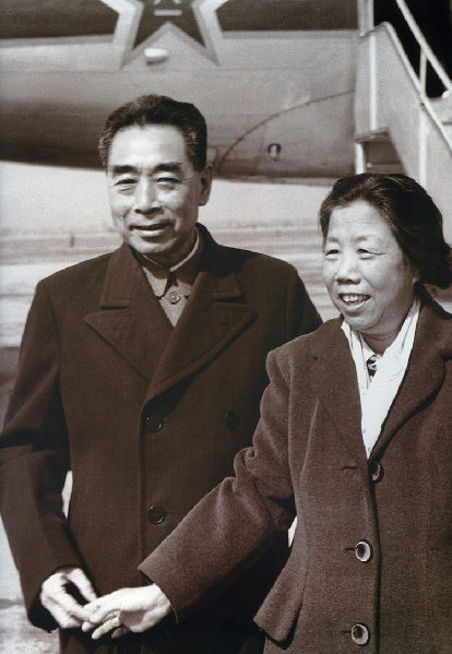 愿余生有人与你立黄昏，有人问你粥可温