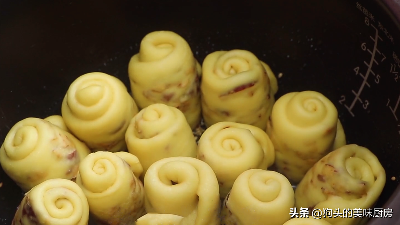 1碗面粉5个鸡蛋，分享你想不到的做法，比馒头简单，比油条还香