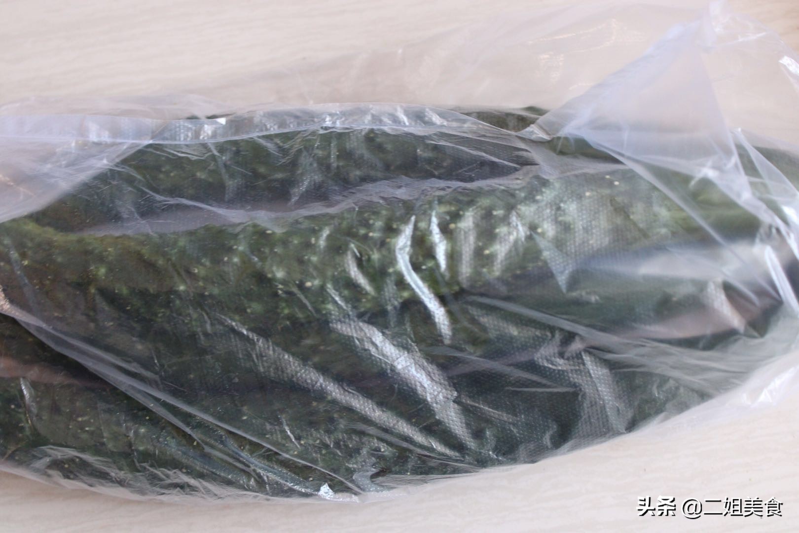 黄瓜清香可口但不好保存,教您一招,放久也不坏,不怕多买了