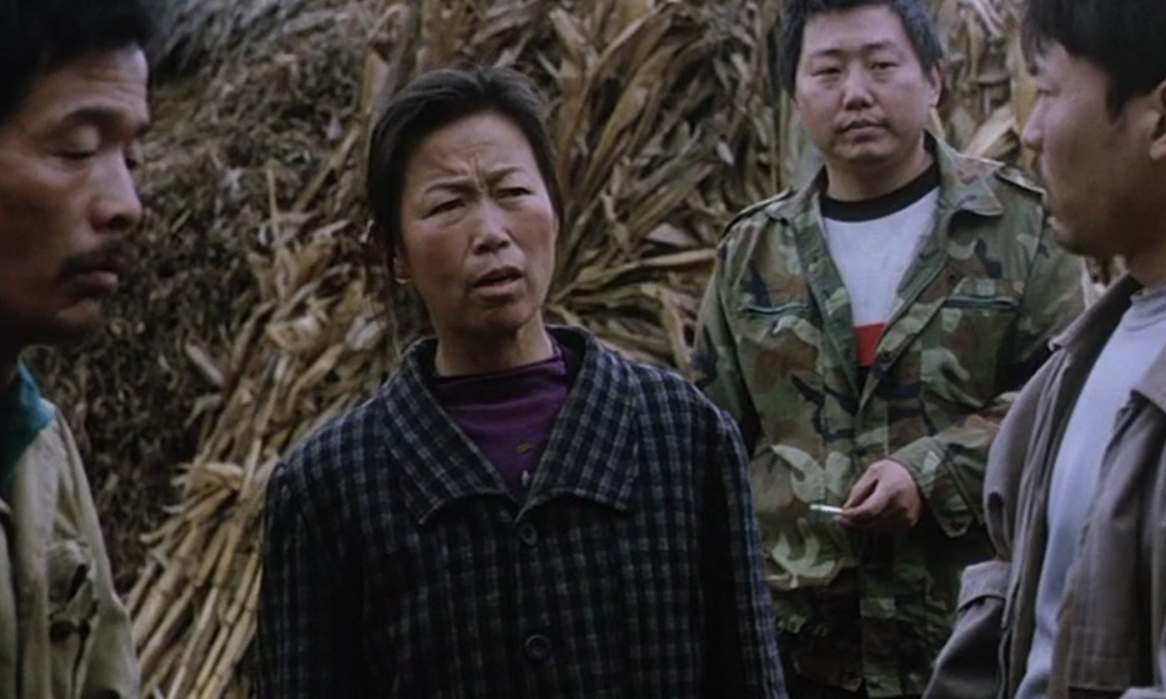 盲山：22岁女大学生被拐卖，为逃跑委身三个男人，结局令人绝望