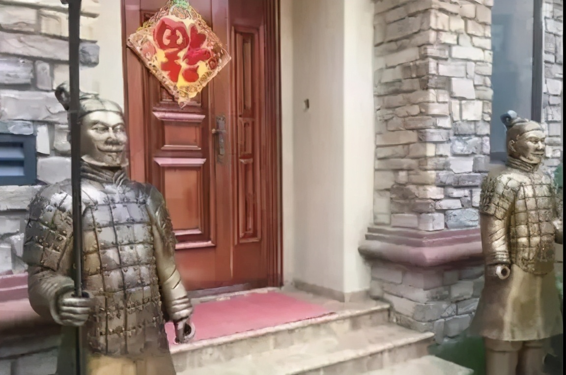 看着爸妈为我辛苦设计装修好的房子，我流下了泪水 