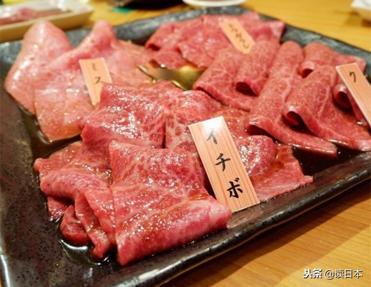 日本的和牛肉，凭什么能成为“一片肉就近千元”的天价牛肉？