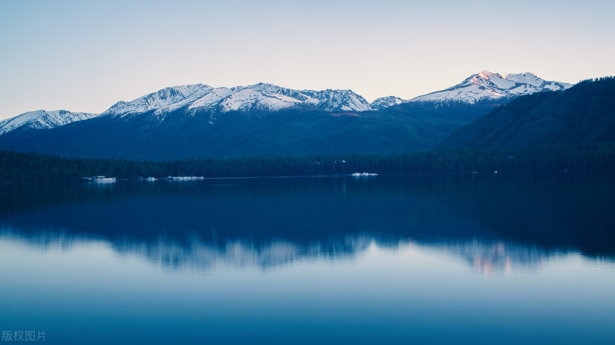 推荐国内最美的八大湖泊，看看你最喜欢哪个？插图8