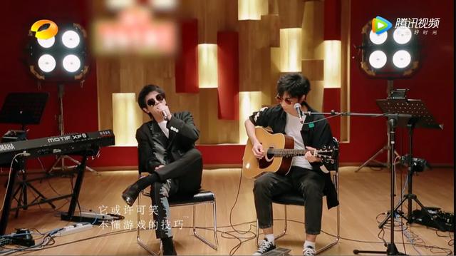 这期《歌手》道出成年人的心酸，看完竟有些想哭