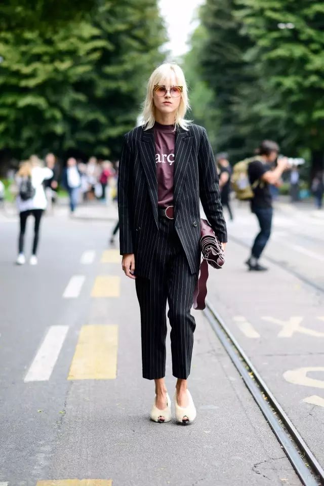 脚上魔术｜瘦脚又显高，奶奶鞋只穿V口的就好