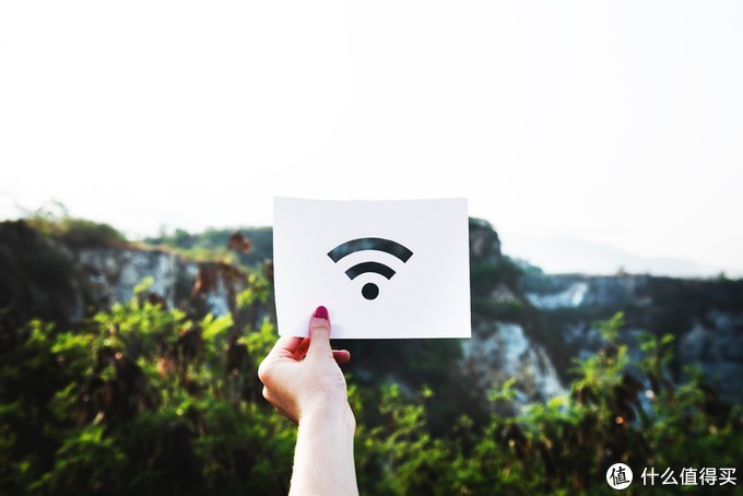 华硕猎鹰WiFi7 AX78 Pro 家庭网盘路由器 蓝牙 mesh 远程APP控制 12G内存 4TZMNAE