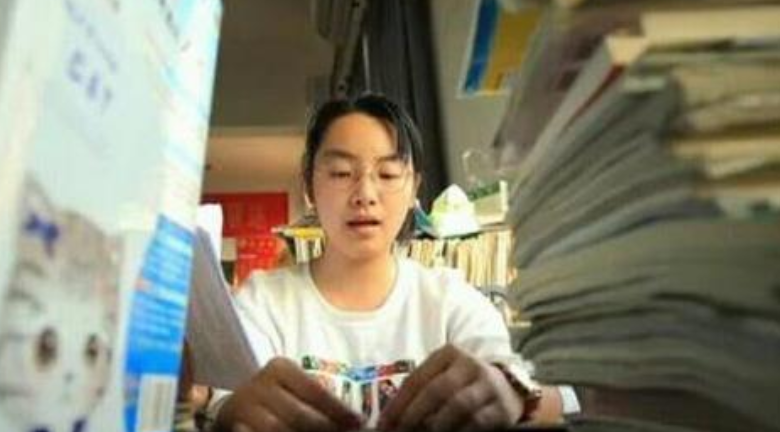 安徽今年文科分数线“离谱”，518只能上大专，文科真一无是处？