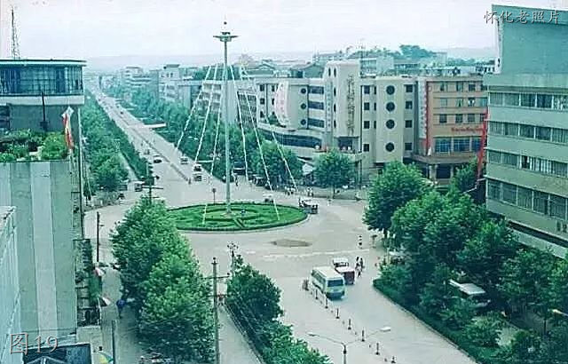 怀化沅陵老照片：一中，电影院，中南门，胜利门，上南门