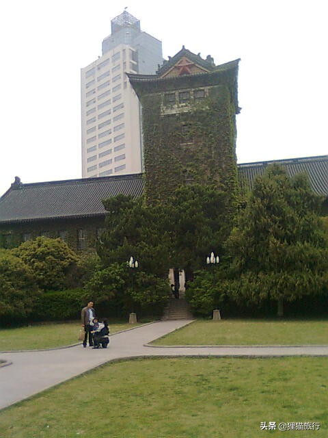 百年名校南京大学一日游，八年前的老照片带你回忆南大