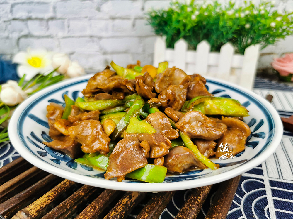 鸡身上最脆嫩的部位，1只鸡就1小个，加辣椒一起炒，越吃越上瘾
