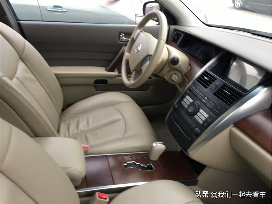 2万元买了个移动大沙发 二手日产天籁 车主：乘坐真的很舒服