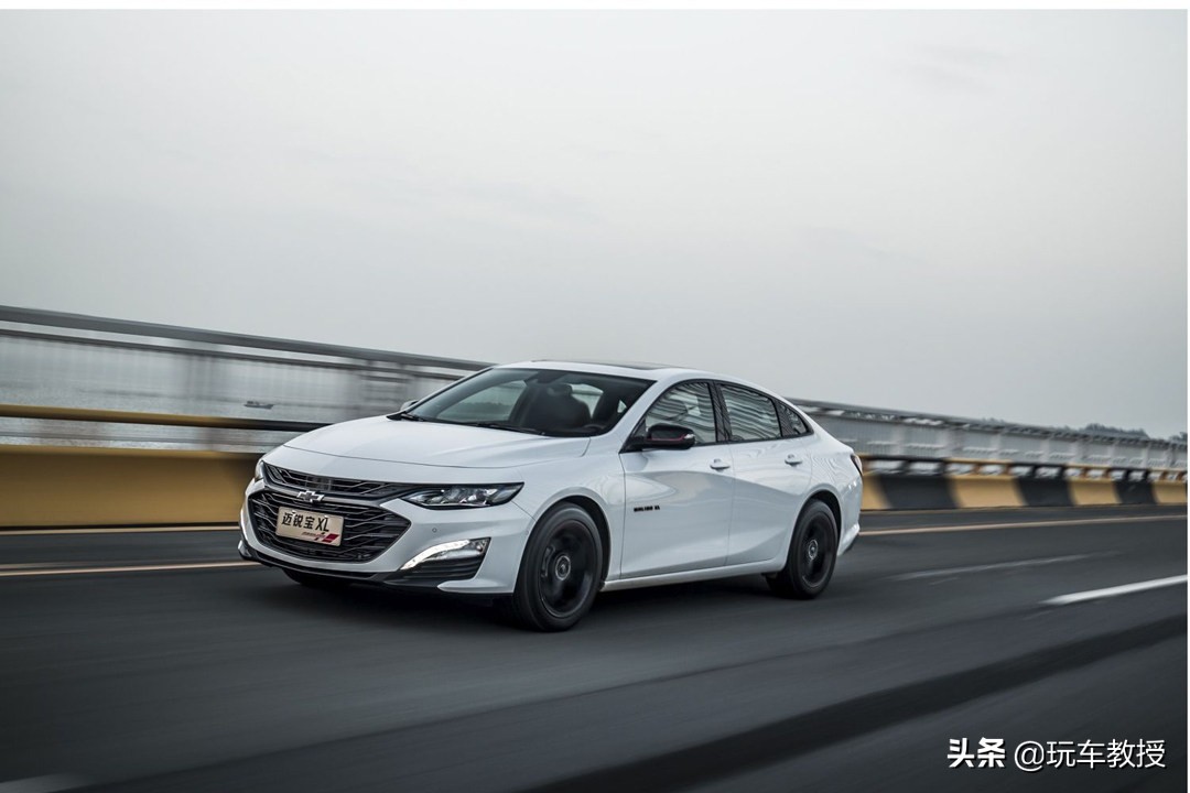 直降6万多！这台1.5T小排量奔驰CLS究竟怎样？