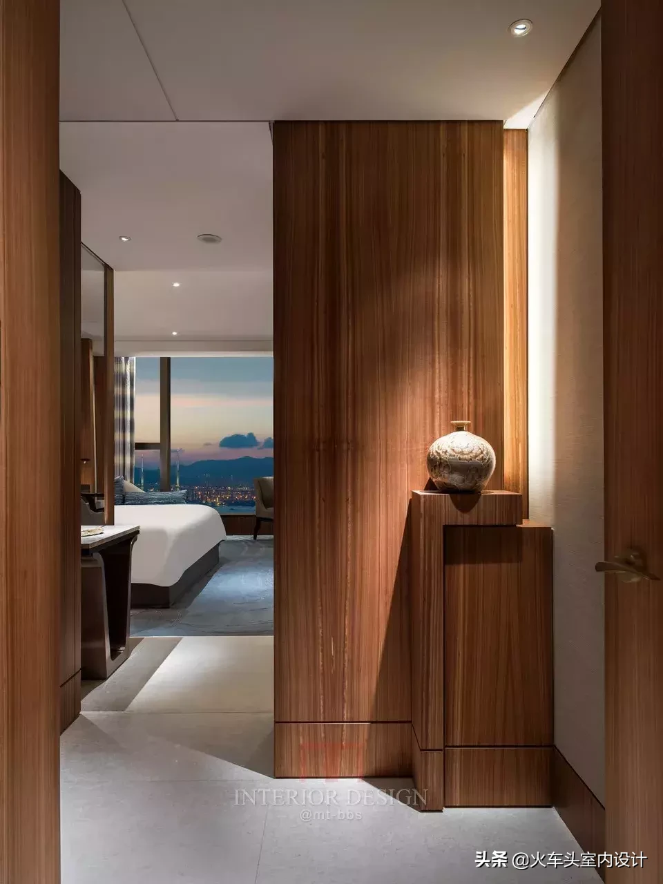 解构主义=凹造型？