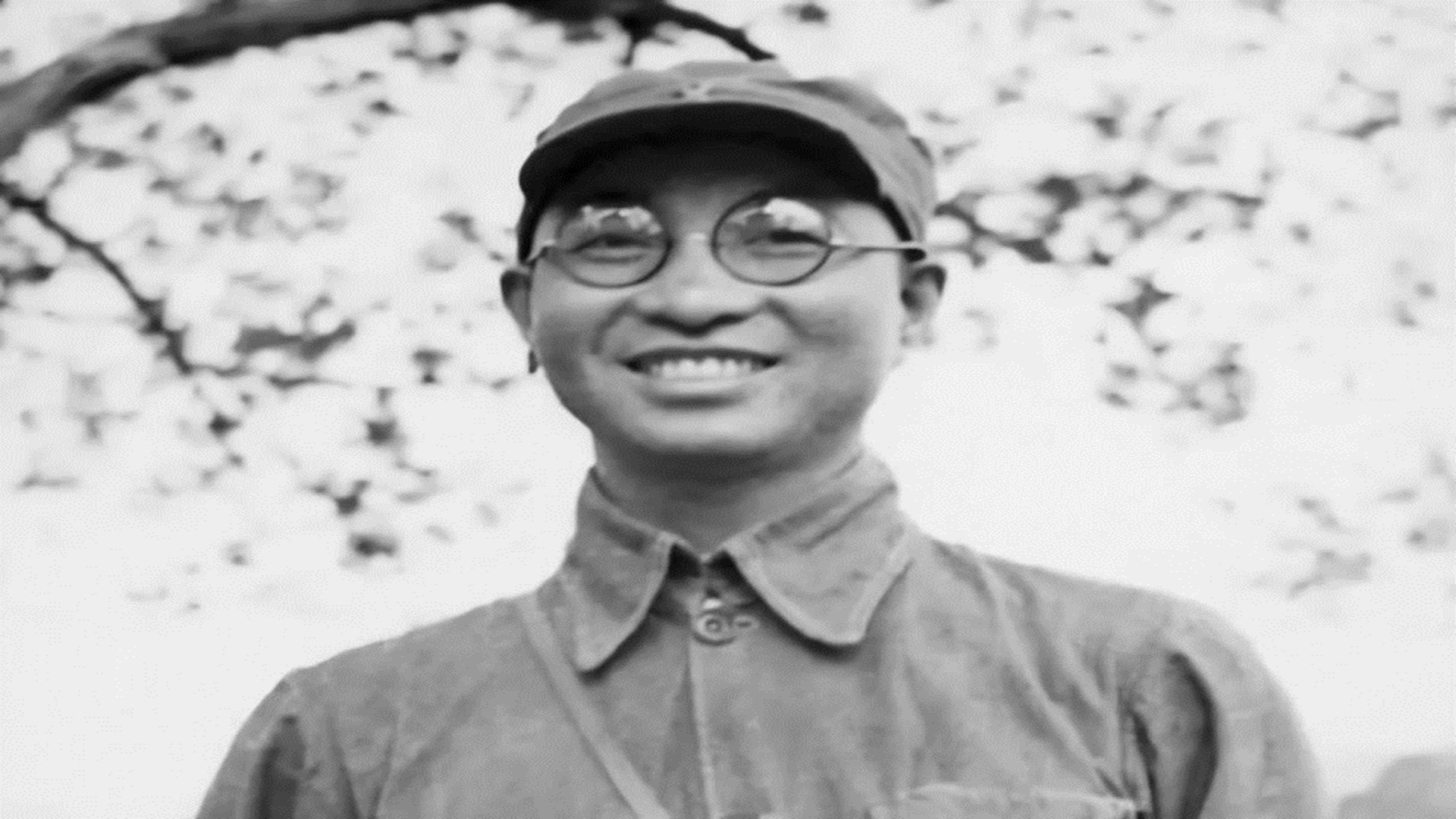 1953年，陈赓筹备哈军工学校时遭遇警察拦车，随后哈尔滨展开严打