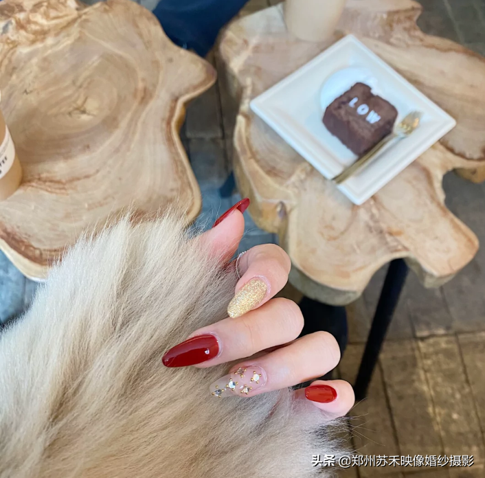 逢人就夸的新娘甲&婚礼当天我要从头美到脚