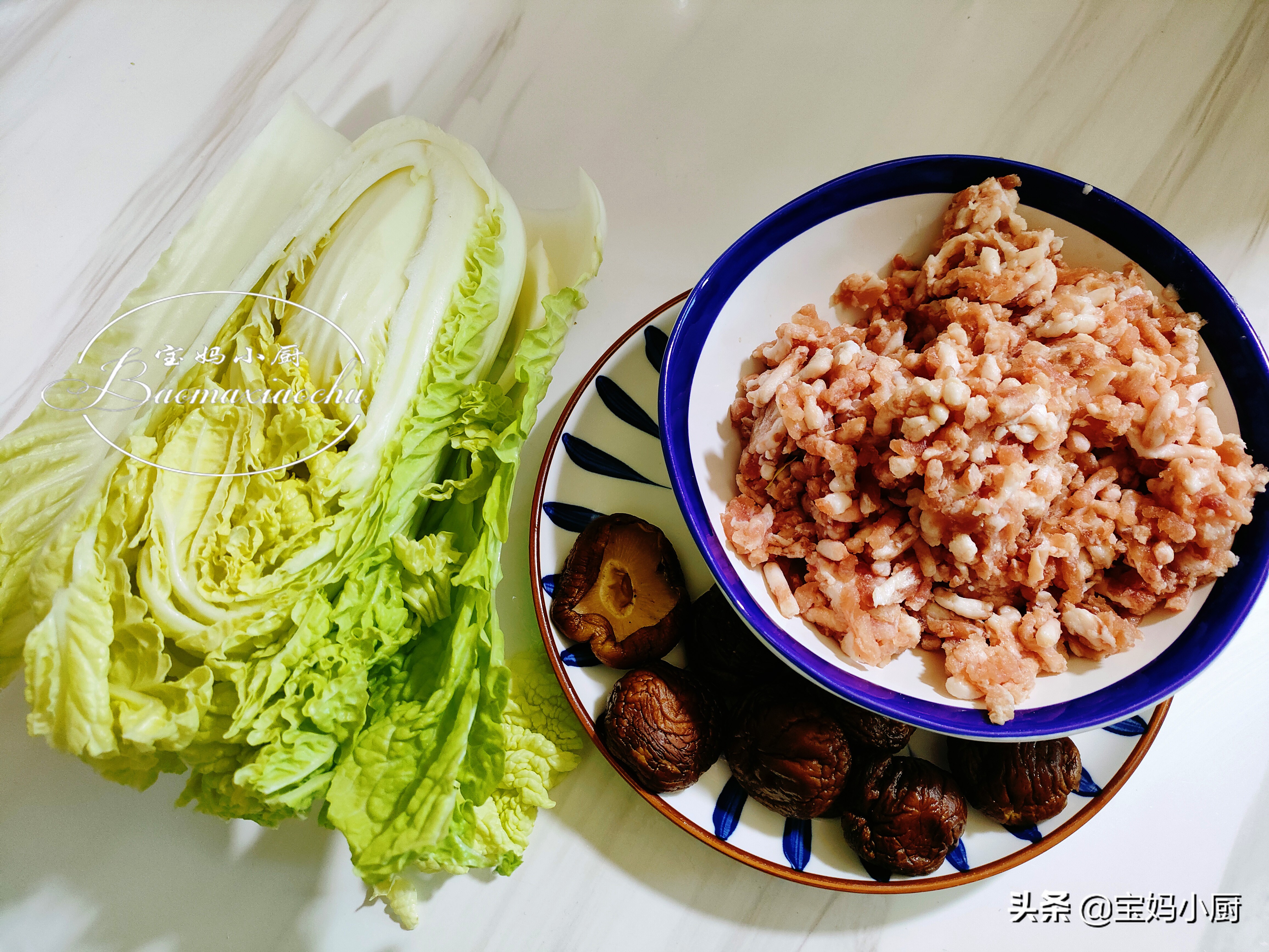 猪肉白菜香菇馅怎么调（这么做馅料口感好特别香）