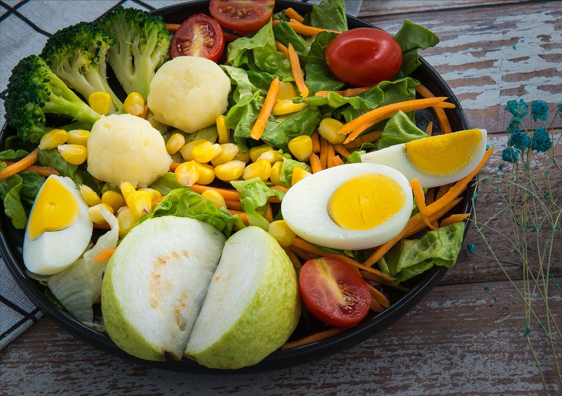 轻食外卖商家自运营与代运营的优劣